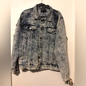 Men’s denim jacket